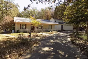 111 Laurel Ln, Holly Lake Ranch, TX 75765 - Photo 2
