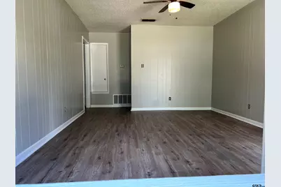 3161 Glenda Avenue, Apt 202, Tyler, TX 75704 - Photo 2