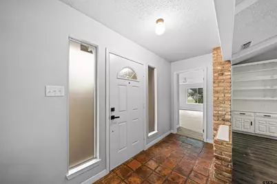 4715 Edinburgh, Tyler, TX 75703 - Photo 4