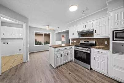 4715 Edinburgh, Tyler, TX 75703 - Photo 10