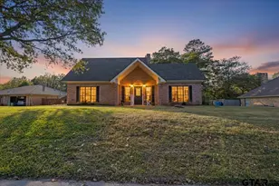 1701 Edgebrook St, Henderson, TX 75652 - Photo 2