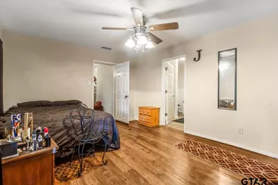 204 W Tarbutton Street, Troup, TX 75789 - Photo 8