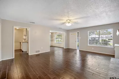 418 Boyd, Tyler, TX 75703 - Photo 6