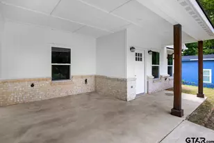 1610 W Barrett St, Tyler, TX 75702 - Photo 2