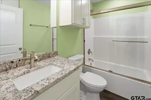 802 S Newsom St, Mineola, TX 75773 - Photo 26