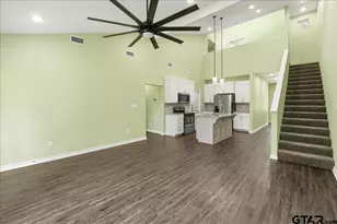 806 S Newsom St, Mineola, TX 75773 - Photo 10