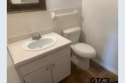 2430 Smuts Dr, Tyler, TX 75701 - Photo 6