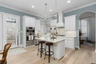 1157 Garden Park Cir, Tyler, TX 75703 - Photo 8