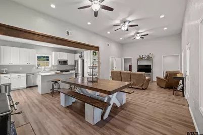 732 Red Maple Rd, Big Sandy, TX 75755 - Photo 2