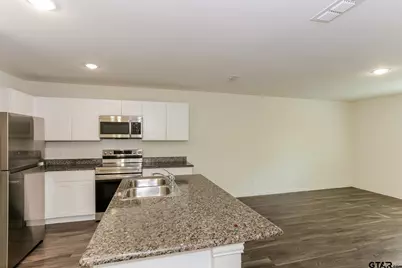 3010 Moorehead, Tyler, TX 75701 - Photo 8