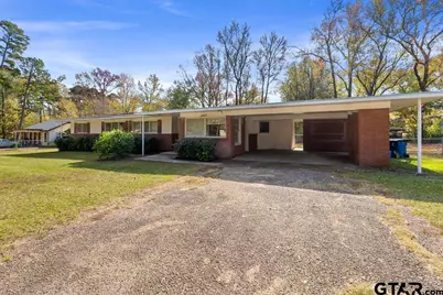 1904 W Pinecrest, Marshall, TX 75670 - Photo 1