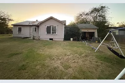 318 Terry St., Pittsburg, TX 75686 - Photo 2