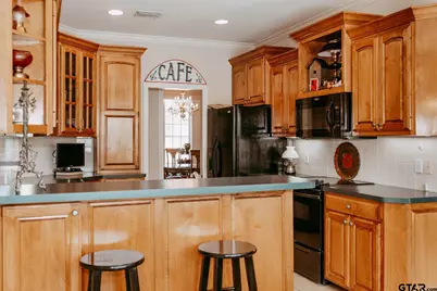 634 Whiteoak Ln., Tyler, TX 75703 - Photo 10