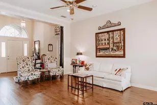 634 Whiteoak Ln, Tyler, TX 75703 - Photo 8