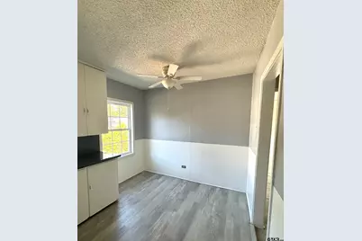 1511 Summit, Unit 3, Tyler, TX 75702 - Photo 4