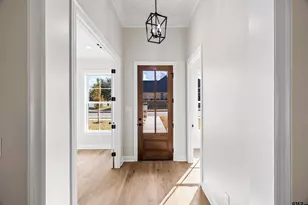 2945 Salado Creek Dr, Tyler, TX 75703 - Photo 2