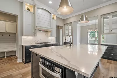 7580 Northlake Drive, Tyler, TX 75703 - Photo 10