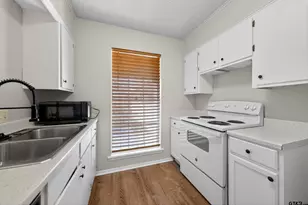 4208 Edinburgh, Tyler, TX 75703 - Photo 12