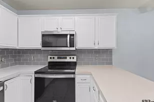 105 Oak St, Bullard, TX 75757 - Photo 8