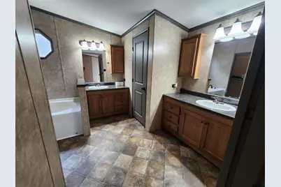 19598 County Road 2343, Troup, TX 75789 - Photo 20