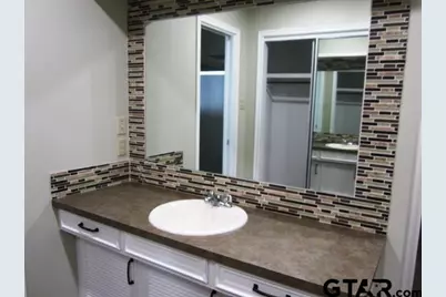 328 Brookwood, Tyler, TX 75701 - Photo 16