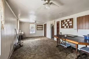 409 N Henry St, Lindale, TX 75771 - Photo 8