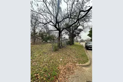 1103 S Academy Avenue, Tyler, TX 75701 - Photo 4