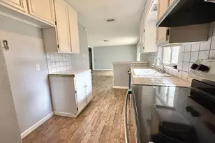 1015 Bryan St, Jacksonville, TX 75766 - Photo 8