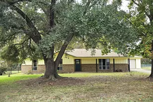 5779 N Cape Dr, Chandler, TX 75758 - Photo 1