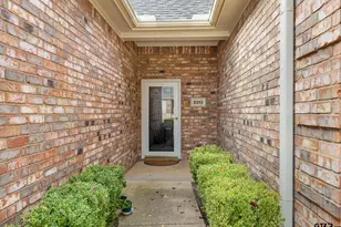 2313 Dietz Ln, Tyler, TX 75701 - Photo 4