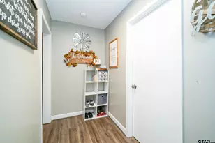 208 E Center St, White Oak, TX 75693 - Photo 8