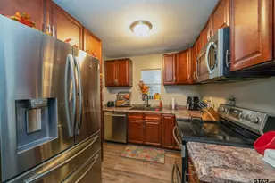 208 E Center St, White Oak, TX 75693 - Photo 12