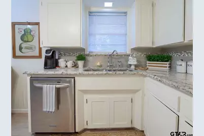 1525 E Idel, Tyler, TX 75701 - Photo 10