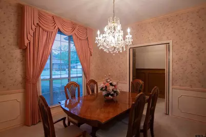 5900 Stoneleigh Dr, Tyler, TX 75703 - Photo 12