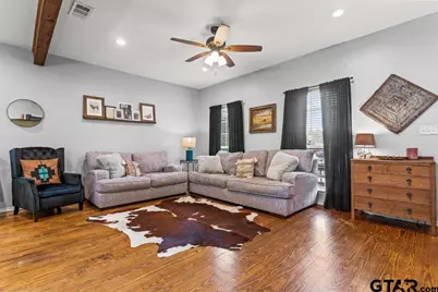 100 Gregg Street, Mt Vernon, TX 75457 - Photo 6