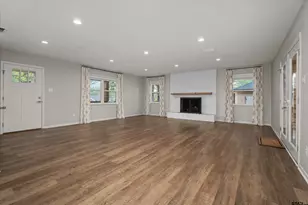 700 Oxford Dr, Tyler, TX 75703 - Photo 10