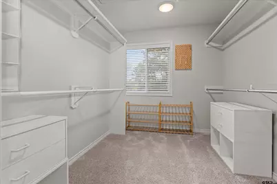 700 Oxford Drive, Tyler, TX 75703 - Photo 20