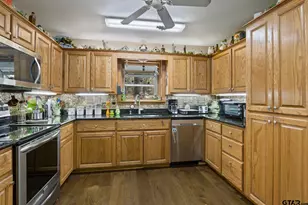 190 Co Rd 2452, Leesburg, TX 75451 - Photo 10