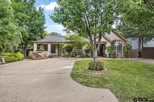 1017 E Olive St, Tyler, TX 75702 - Photo 2