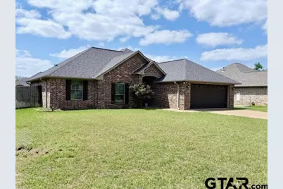 207 Bedford, Bullard, TX 75757 - Photo 2