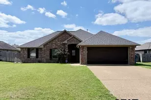 207 Bedford Place, Bullard, TX 75757 - Photo 1