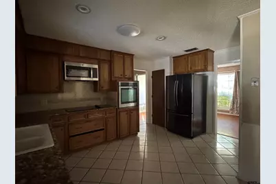 613 Carriage, Tyler, TX 75703 - Photo 8