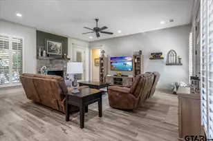 24012 Wildflower Cir, Lindale, TX 75771 - Photo 6