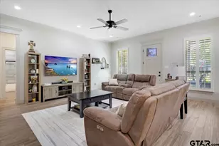 24012 Wildflower Cir, Lindale, TX 75771 - Photo 8