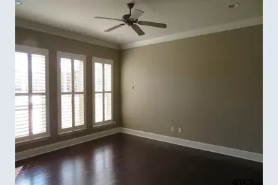 954 La Vista Drive, Tyler, TX 75703 - Photo 4