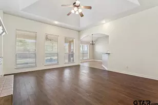 19443 Sara Ln, Flint, TX 75762 - Photo 12