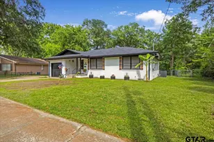 2216 Pleasent Dr, Tyler, TX 75701 - Photo 2