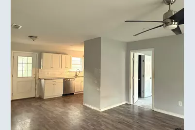 201 N Meadowbrook, Overton, TX 75684 - Photo 6