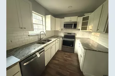 201 N Meadowbrook, Overton, TX 75684 - Photo 2