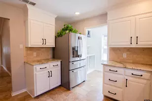 2618 Prestwick Rd, Jacksonville, TX 75766 - Photo 10